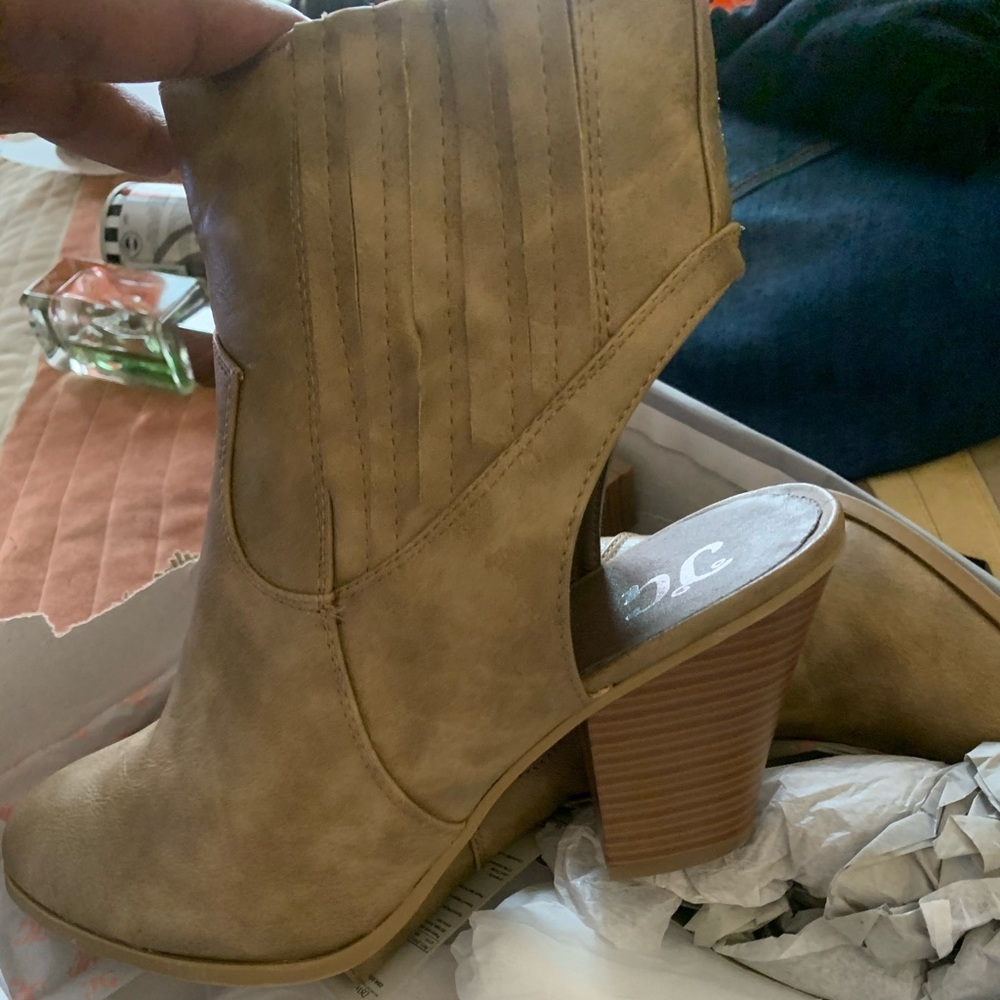 Oops your heels out